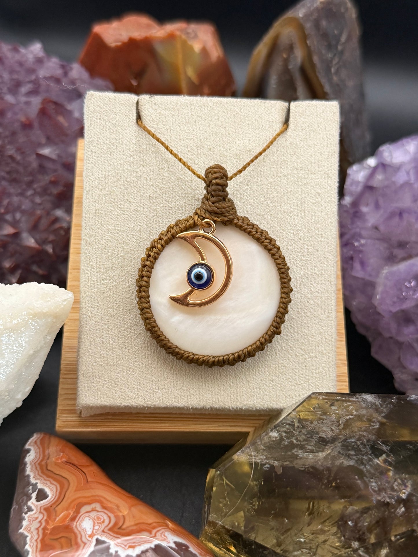 The Shoreline Solstice: Hand-Knotted Mother of Pearl Macrame Necklace