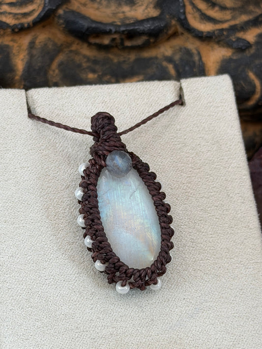 The Starlight Sanctuary: Hand-Knotted Moonstone & Labradorite Macrame Necklace