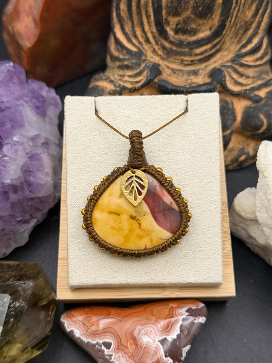 The Desert Sun: Hand-Knotted Mookaite Macrame Necklace