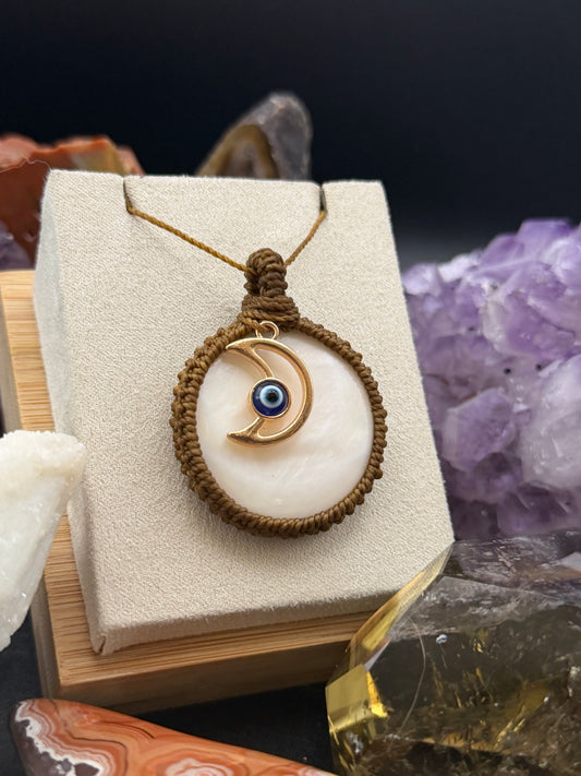 The Shoreline Solstice: Hand-Knotted Mother of Pearl Macrame Necklace