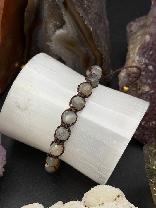 Labradorite Macrame Bracelet