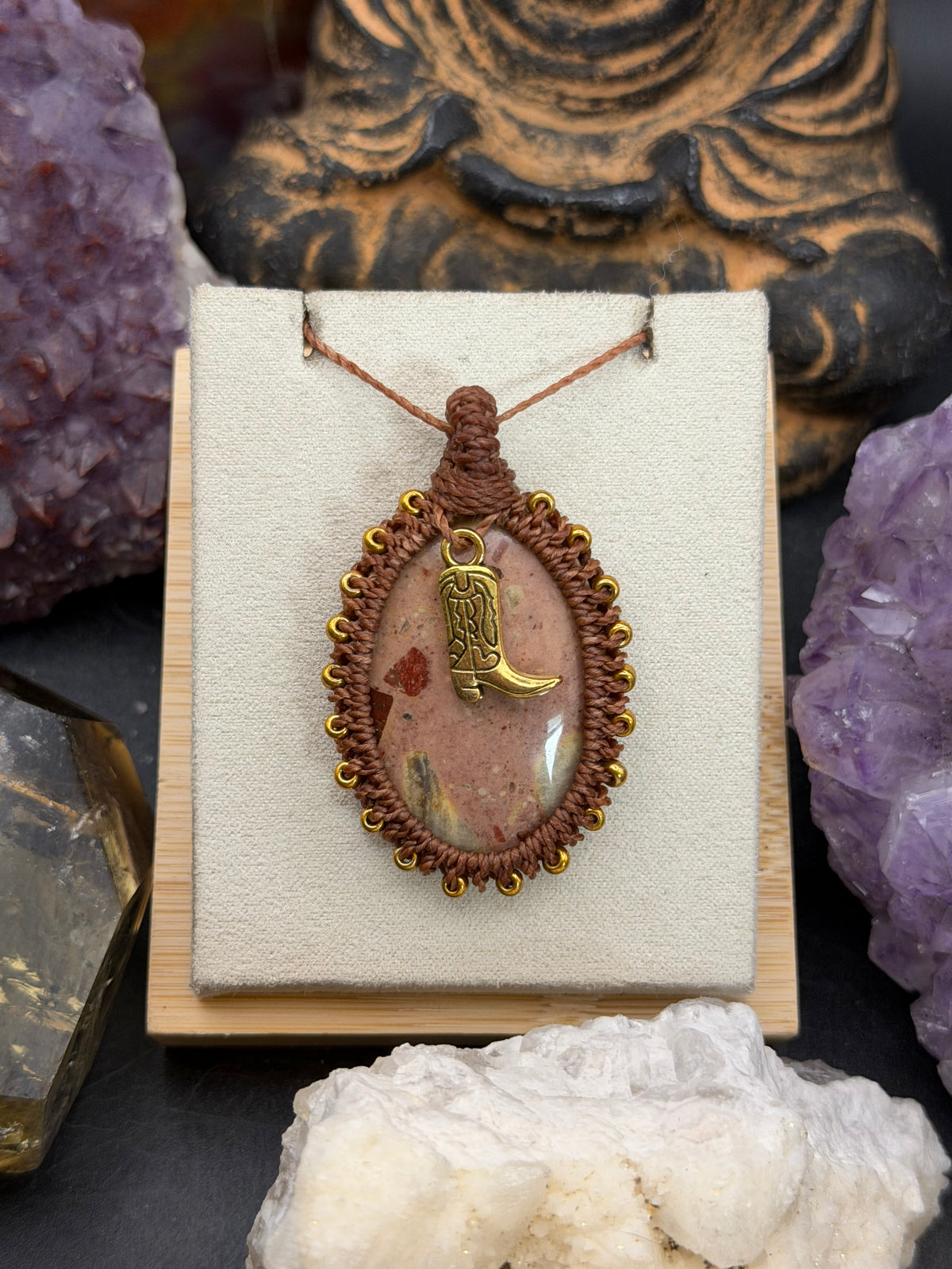 The Ancient Pulse: Hand-Knotted Puddingstone Macrame Necklace