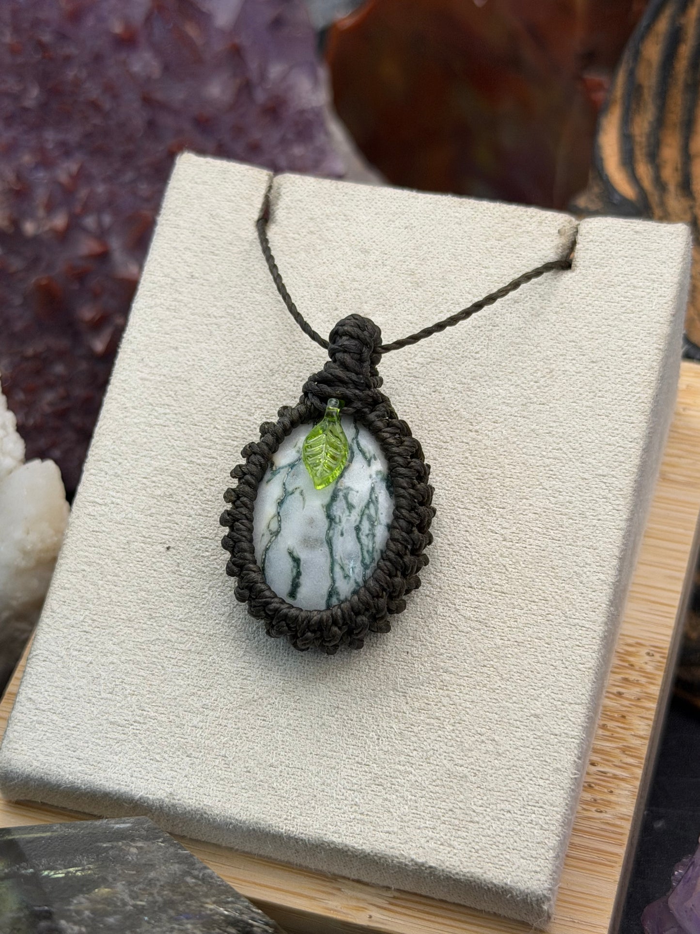 The Mosswood Canopy: Hand-Knotted Tree Agate Macrame Necklace