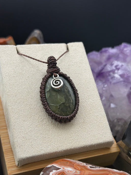 The Boreal Guardian: Hand-Knotted Canadian Jade Macrame Necklace