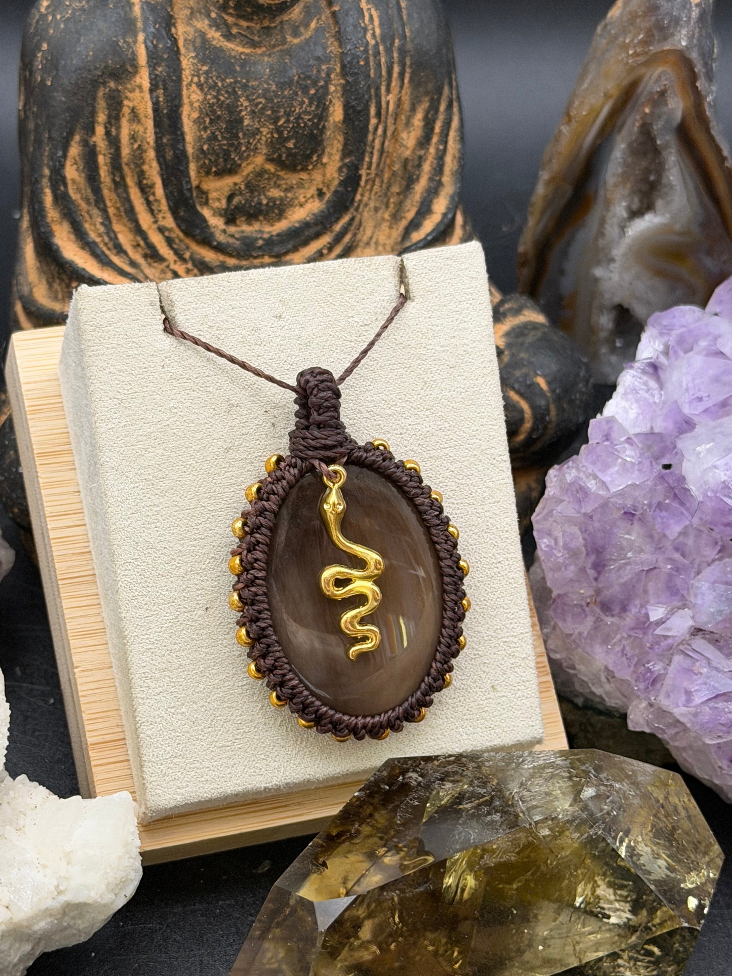 The Forest Echo: Hand-Knotted Petrified Wood Macrame Necklace
