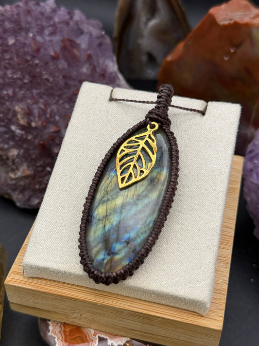 The Northern Night: Hand-Knotted Labradorite Macrame Necklace